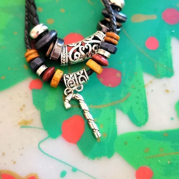Jewelry - Holiday Christmas Candy Cane Charm Beaded Black Leather Adjustable Necklace New